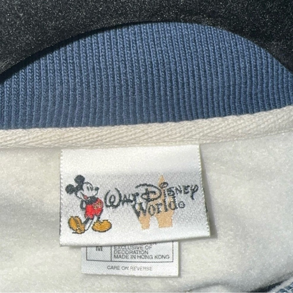 Vintage 1990s Walt Disney World “World Tour” Crewneck Sweatshirt - Picture 5 of 5